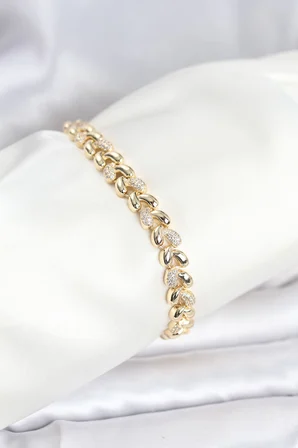 Pirinç Gold Renk VIP Seri Sarmal Damla Model Zirkon Taşlı Kadın Bileklik 5886