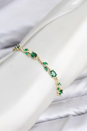 Pirinc Gold Renk Yesil Zirkon Tasli Cicek Model Kadin Bileklik 5886