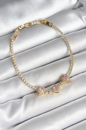 Pirinç Sıralı Pembe Kalp Figürlü Zirkon Taşlı Gold Renk Kadın Bileklik 5886
