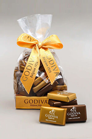 Mermer Desenli Defter & Siyah Touch Pen & Yıldız Siyah Kupa & Godiva Napoliten Çikolata Hediye Seti