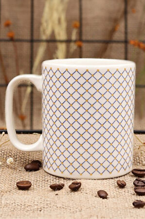 Özel Satranç Kitabı & Rebul Kolonya & Gold Detaylı Kupa & Godiva Napoliten Çikolata Hediye Seti