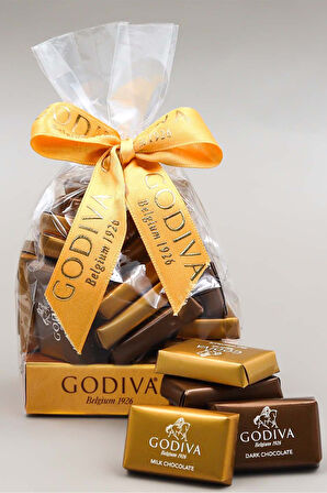 Özel Satranç Kitabı & Rebul Kolonya & Gold Detaylı Kupa & Godiva Napoliten Çikolata Hediye Seti