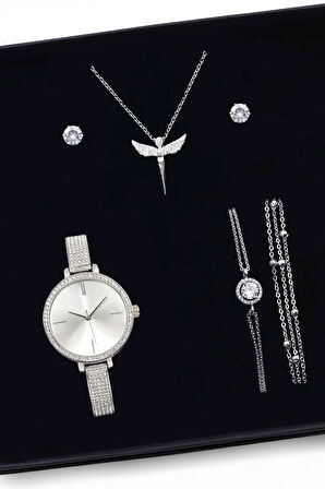 Kadın Kol Saati & Gümüş Tektaş Bileklik & Gümüş Kolye & Gümüş Bileklik & Taş Küpe Hediye Seti