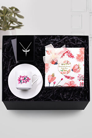 Pembe Gül Tasarımlı Fincan & Gümüş Renk Melek Kolye & 100 gr Spesiyal Çikolata Hediye Seti