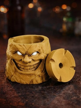 Alse 3D Korku Tasarımlı 3D Kül Tablası – Kapaklı, Dekoratif, Özel Tasarım Masaüstü Aksesuarı (85MM x 82MM)(SARI)