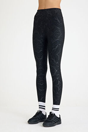 Dar Kesim Desenli Bilboa Deri Görünümlü Toparlayıcı Spor Tayt