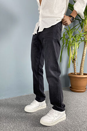 Slim Fit Siyah Taşlanmış Jean