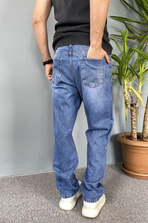 Taşlanmış Mavi Kot Pantolon Regular Kalıp