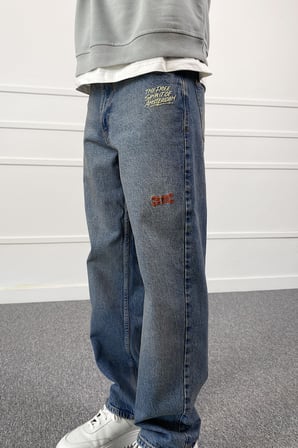 Eskitme Nakışlı Yıkamalı Regular Kalıp Denim Jean Kot Pantolon