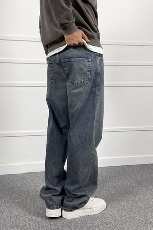 Eskitme Yıkamalı Baggy Bol Kalıp Denim Mavi Jean