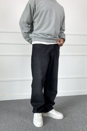 Taşlanmış Siyah Baggy Jean