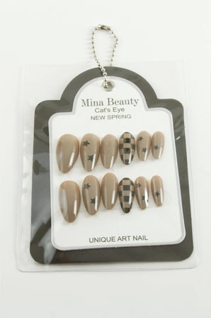Desenli Mina Beauty Kedi Gözü Takma Tırnak