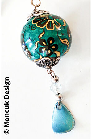 Yeşil Sıcak Hava Balonu Şeklinde Üzeri Çiçek Desenli Uç Kısmı Zincir Süslemeli Anahtarlık