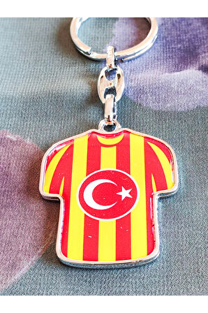 Sarı kırmızı Takım Formalı Metal Anahtarlık