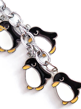 Sevimli Penguenlerden Metal Anahtarlık