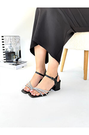 Anita Siyah Garantili Özel ve Günlük Kadın Ortopedik Tarz ve Şık Topuklu Taşlı Sandalet ANITA-7897