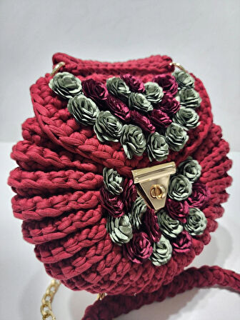 PENYE İP ÖRGÜSÜ ÇİÇEK DETAYLI EL YAPIMI KADIN ( ÇAPRAZ) OMUZ ÇANTASI