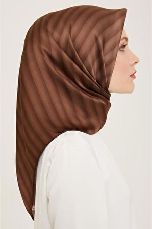 Armine Nostalji Serisi İpek Twill Eşarp 9150D-92