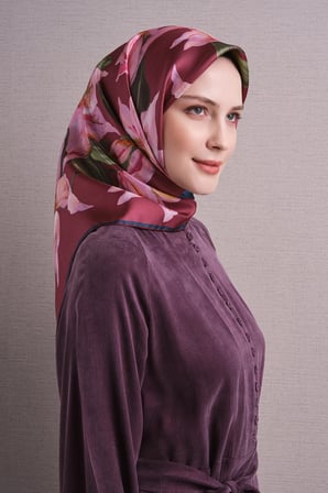 Armine Çiçek Desenli Sura İpek Eşarp 9620DS
