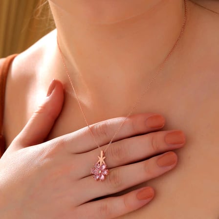 925 ayar gümüş rose pembe sevgi çiçeği kadın kolye