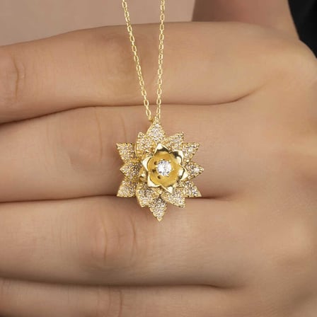 925 ayar gümüş gold beyaz taşlı lotus çiçeği kadın kolye