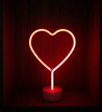 Neon Işıklı Kalp Masa Gece Lambası PİL+USB