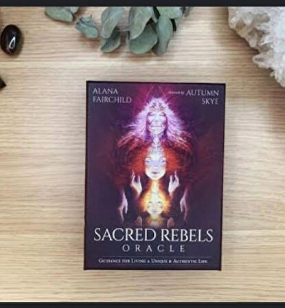 SACRED REBELS TAROT KARTLARI