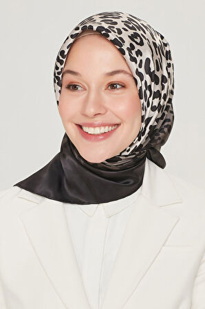 Armine Nostalji Serisi İpek Twill Eşarp 8550D-41