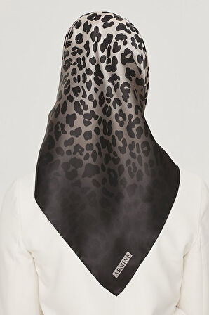 Armine Nostalji Serisi İpek Twill Eşarp 8550D-41