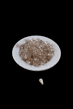 Damla Açık Vizon 7x14 mm Akrilik Boncuk (25 gr 70 Adet)