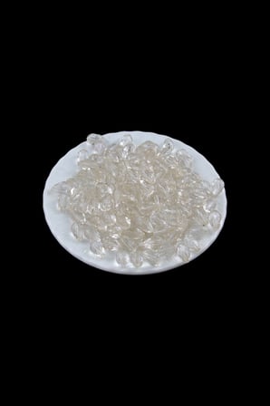 8x13 mm Damla Akrilik Açık Krem (25 gr 60 Adet)