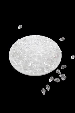 Akrilik Damla Boncuk 8x13 mm Şeffaf Boncuk (25 gr 60 Adet)