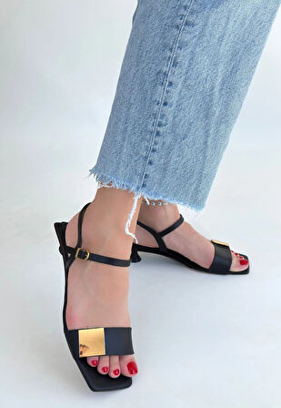 Zıan Siyah Topuklu Ayakkabı