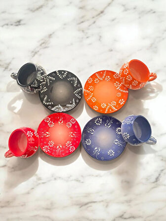 Dekoratif Şık Tasarım Tamamen El Yapımı Turuncu, Lacivert, Kırmızı ve Siyah 4 Kişilik Kahve Fincanı