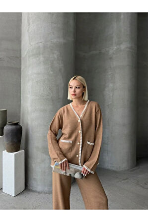 Cep Detay Oversize Hırka ve Yüksek Bel Geniş Paça Pantolon Alt Üst Triko Takım