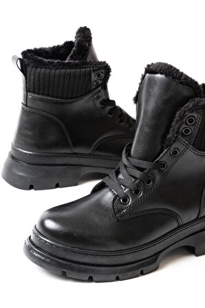 ASFSTORE ASM-080 Siyah Bağcıklı Günlük Kadın Bot
