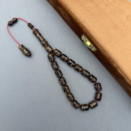 Mis Kokusu Üzerinde Kapsül Kesim Efe Maskot Tarçın ağacı Tespih