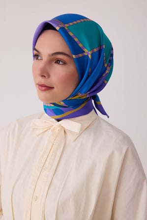 Geometrik Desen %100 Twill İpek Eşarp BE19-50