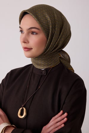 Monogram Desen %100 Twill İpek Eşarp BE18-52