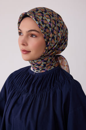 Geometrik Desen %100 Twill İpek Eşarp BE03-83