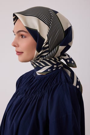 Geometrik Desen %100 Twill İpek Eşarp BE01