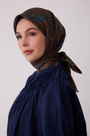 Etnik Desen %100 Twill İpek Eşarp BE04