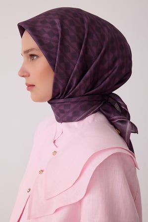 Geometrik Desen %100 Twill İpek Eşarp BE25