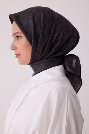 Geometrik Desen %100 Twill İpek Eşarp BE25