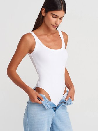Beyaz Askılı Bodysuit