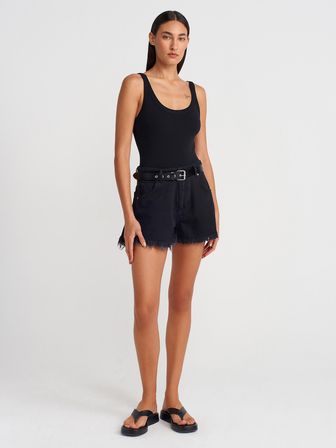 Siyah Askılı Bodysuit