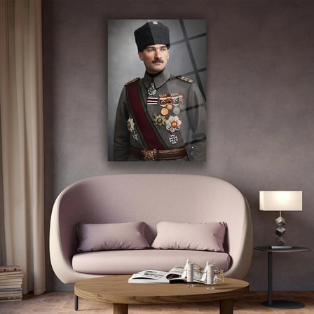 Mustafa Kemal Atatürk Askeri Üniformalı Cam Tablo – ATA289
