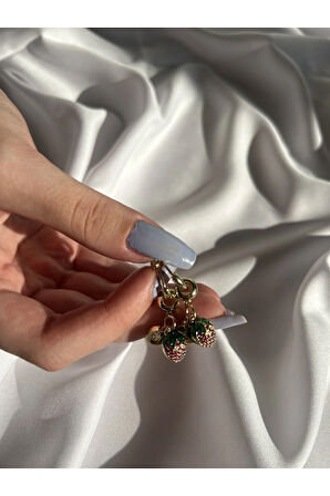 Üç Boyut Çilekli Charm Küpe