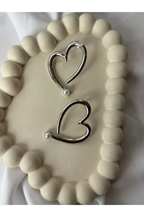 İnci Detaylı Kalp Küpe