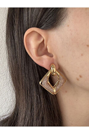 Işıltı Detaylı Gold Küpe